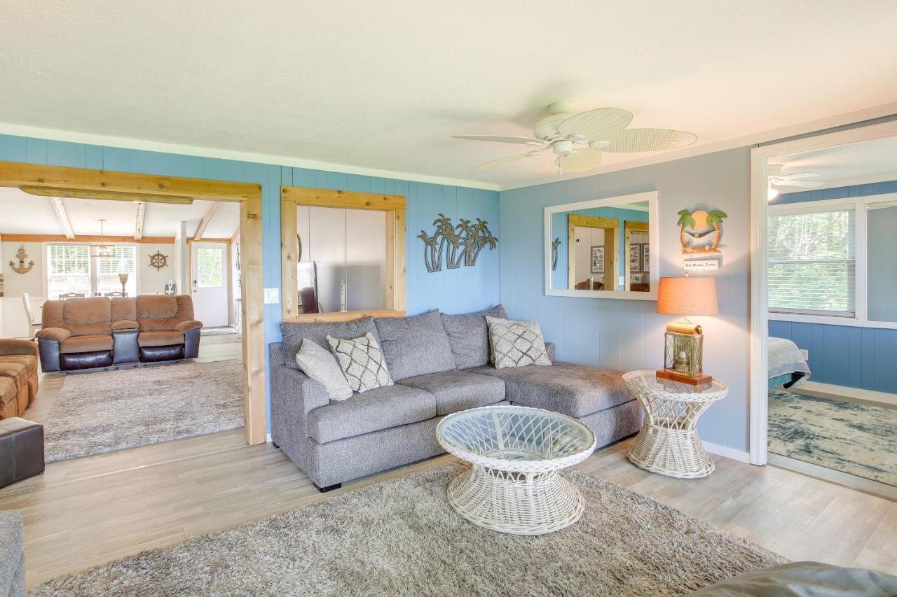 Bright Byrdstown Home With Views Of Dale Hollow Lake Frogue Exterior photo